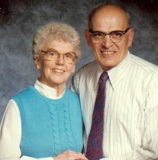 Mom & Dad Niemczura CO 19860001